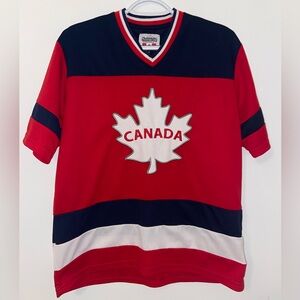Canadian maple leaf hockey jersey Great
